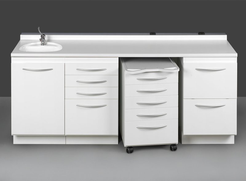 Мебель для стерилизационной серии QUADRA с изогнутыми алюминиевыми ручками QUADRA2
